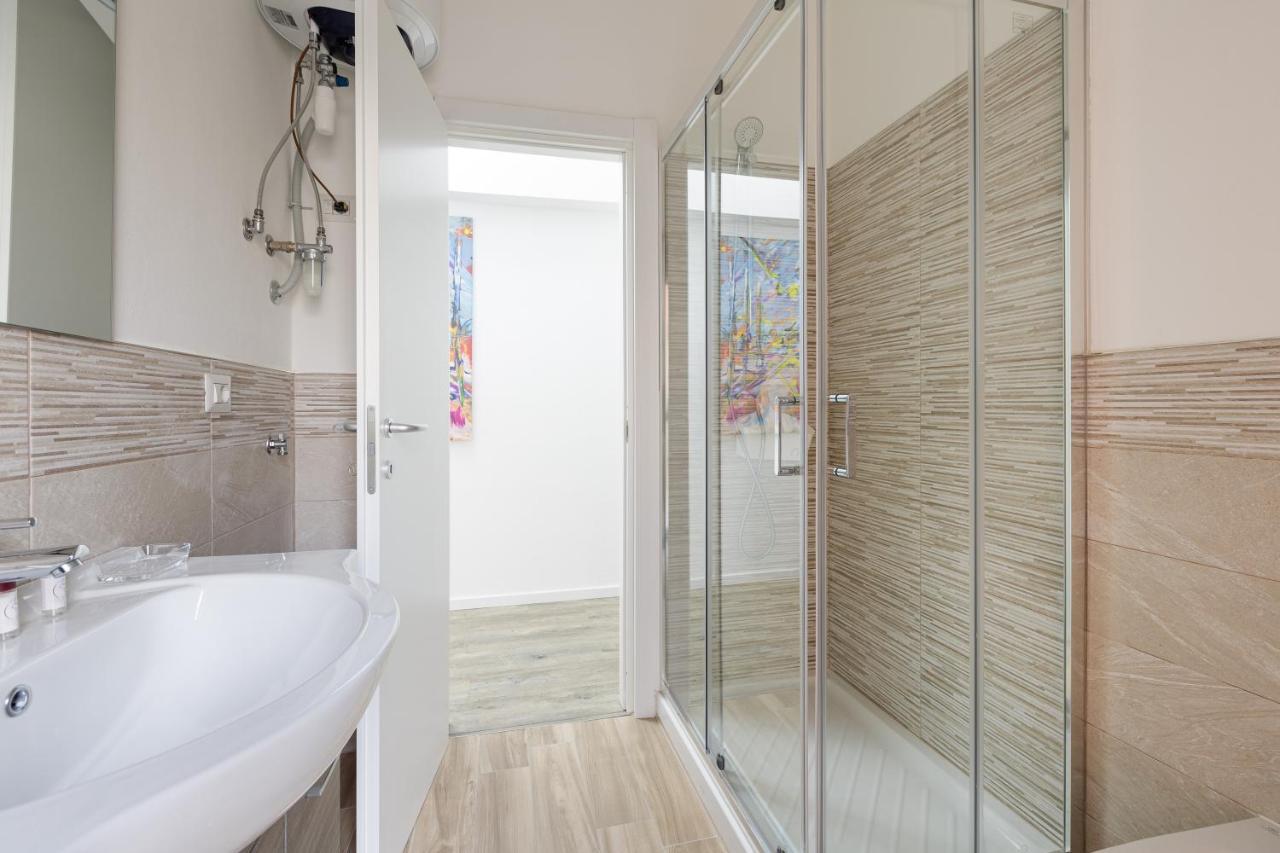 Cagnola Cozy Apartament With Balcony มิลาน ภายนอก รูปภาพ