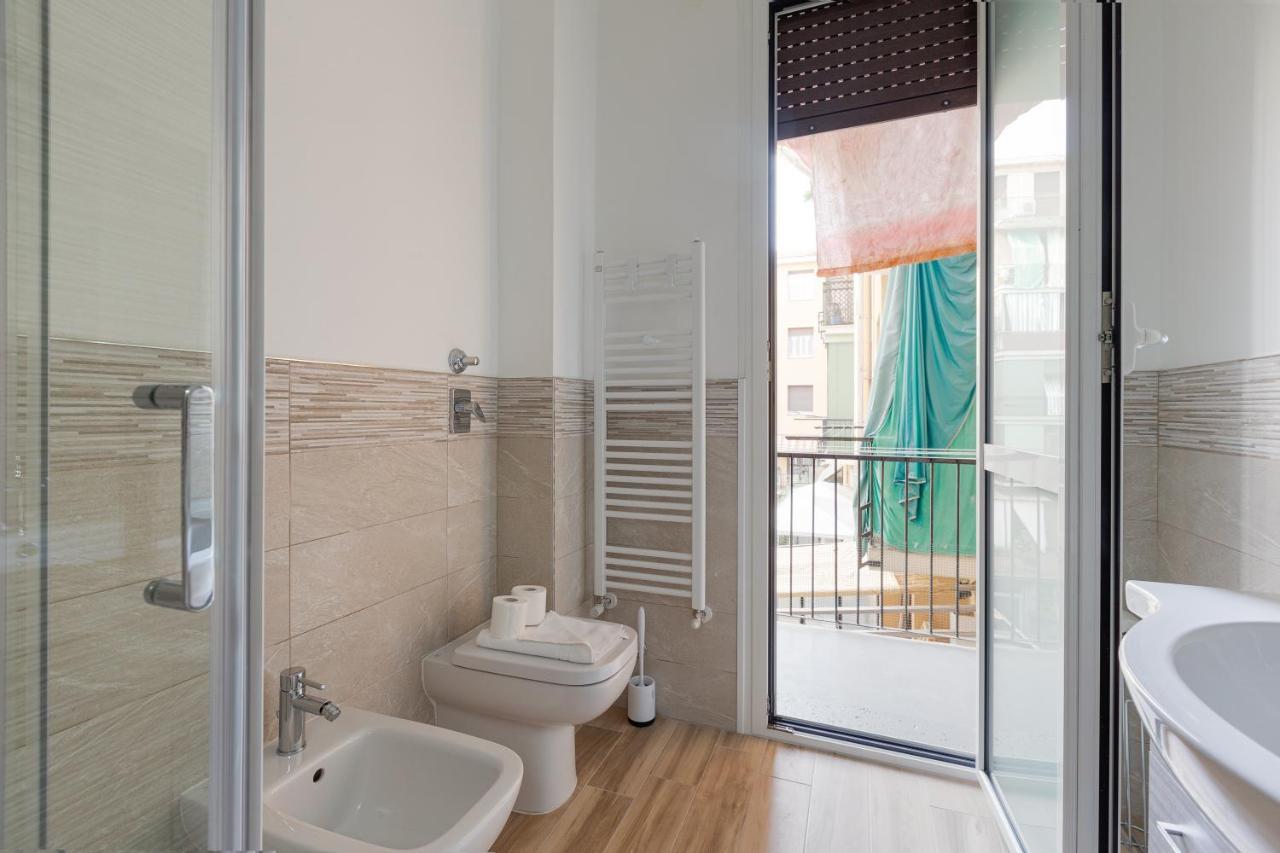 Cagnola Cozy Apartament With Balcony มิลาน ภายนอก รูปภาพ
